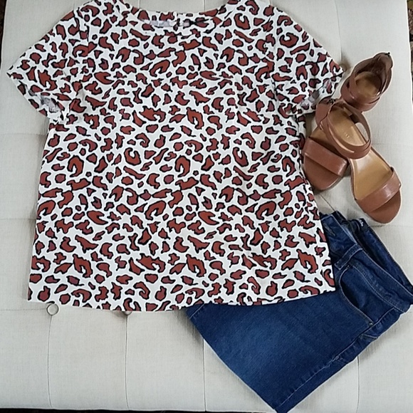 Ann Taylor Factory Tops - Ann Taylor Factory Giraffe Print Top